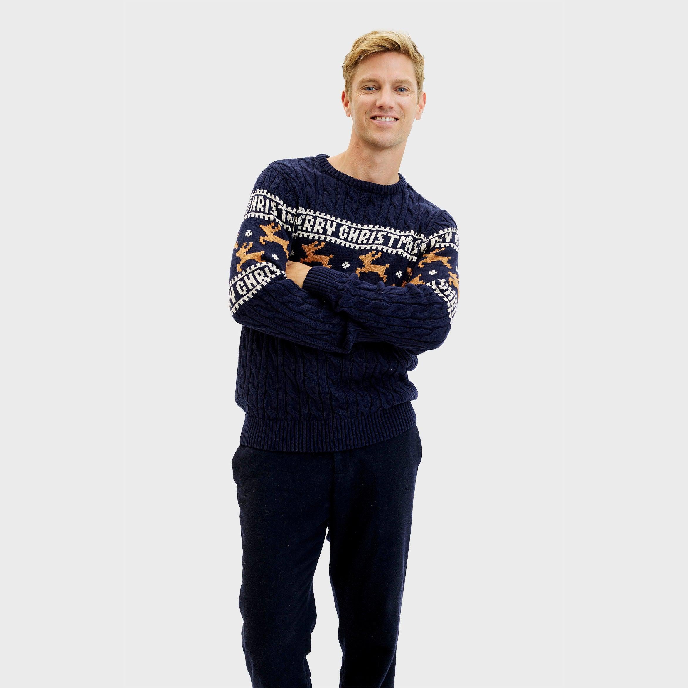 Dunkelblauer Weihnachts Pullover Herren mit Rentiermuster und Norwegerdesign, nachhaltiger Strick.